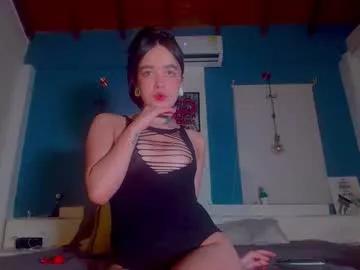 ariana_whitee from Chaturbate