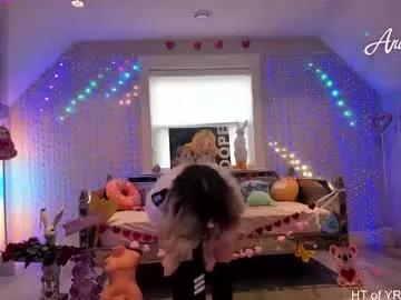 arianina from Chaturbate