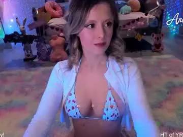 arianina from Chaturbate