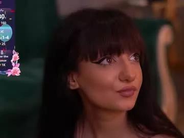 ariavelvet from Chaturbate