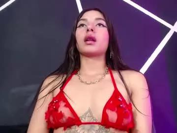 Discover our girls online shows and discover the company of countless livestreamers, with stunning shapes, sex toys and more.