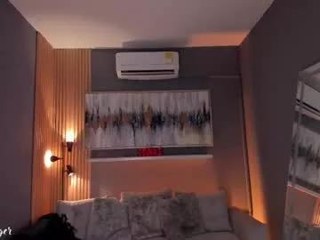 avalon_badger from Chaturbate