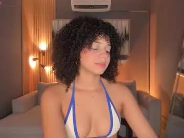 avalon_badger from Chaturbate
