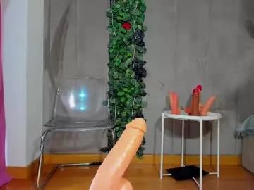 azaleeax from Chaturbate
