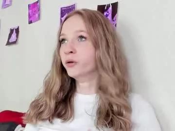 b4by_emilia from Chaturbate