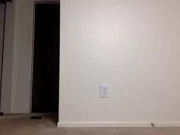 b4nnysturntoo from Chaturbate