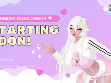 babydollstarlit from Chaturbate