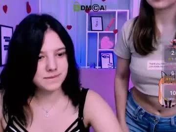 Discover our girls online shows and discover the company of countless livestreamers, with stunning shapes, sex toys and more.