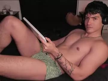 bbbeachboy from Chaturbate