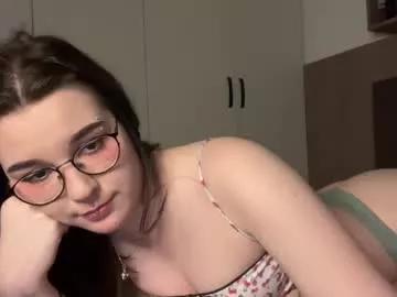 beeblossom from Chaturbate