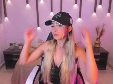 bella1207 from Chaturbate
