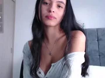 bella_musee from Chaturbate