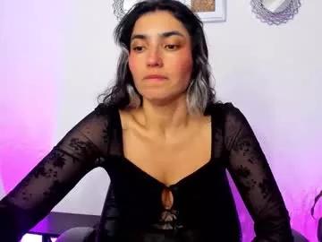 bella_thorne3 from Chaturbate
