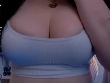 bellelovexx from Chaturbate