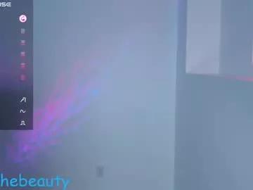 bellethebeauty20 from Chaturbate