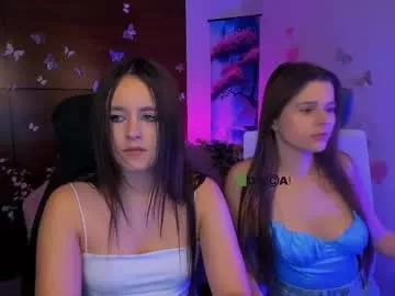 berry_alma from Chaturbate