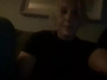 betteroffdeadduh from Chaturbate