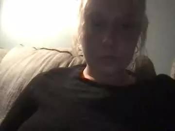 betteroffdeadduh from Chaturbate