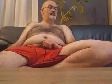 bigbibear88 from Chaturbate
