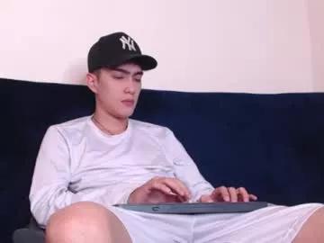 Bigcock_couplexxx webcams show profile image 