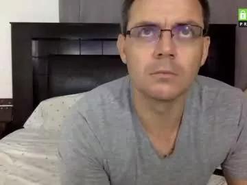 bikinilovers07 from Chaturbate