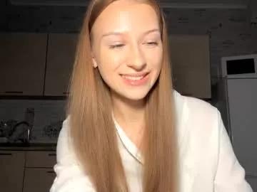 bloody_petal from Chaturbate