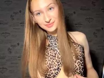 bloody_petal from Chaturbate