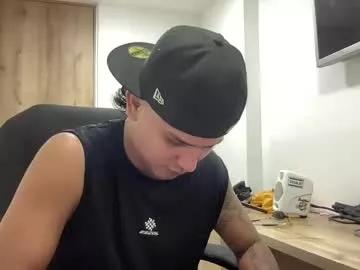 bob_pettersonn from Chaturbate