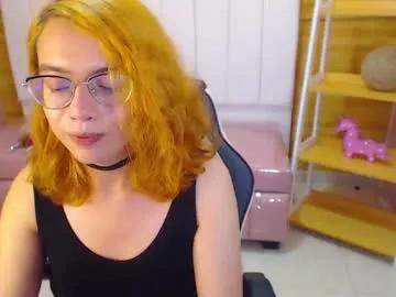 bonnielilly_a from Chaturbate