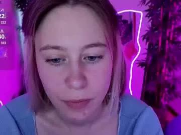 brook1yn_white from Chaturbate