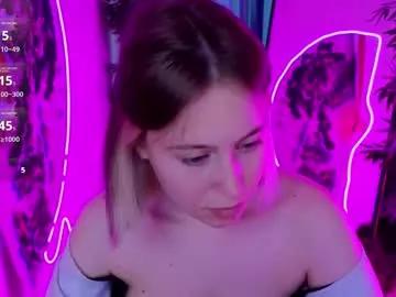 brook1yn_white from Chaturbate