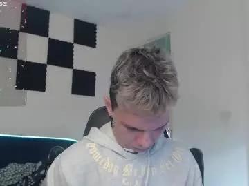 Bryamado webcams show profile image 