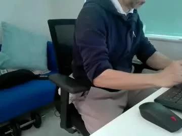 bubblebumdave from Chaturbate