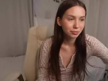bumblebeee__ from Chaturbate