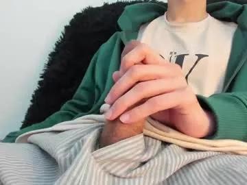 bumblubee from Chaturbate