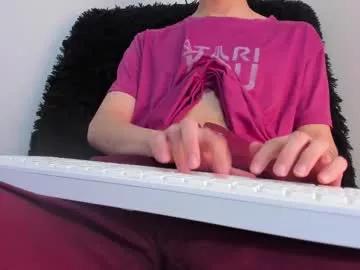 bumblubee from Chaturbate