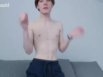 callmenineoneseven from Chaturbate