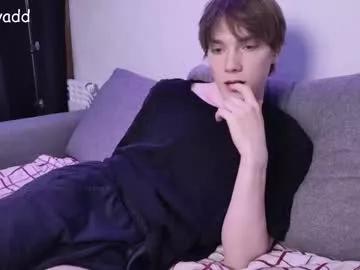callmenineoneseven from Chaturbate