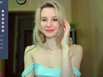 caramel_pie_ from Chaturbate
