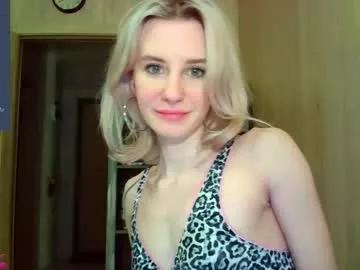 caramel_pie_ from Chaturbate