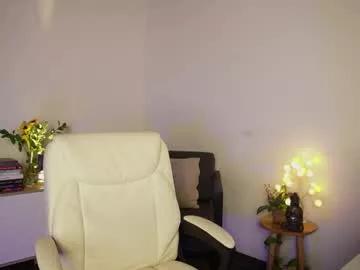 caramelo_xox from Chaturbate