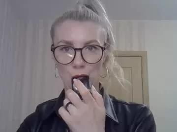carry_341 from Chaturbate