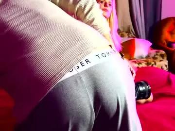 ccgreysweatpants from Chaturbate