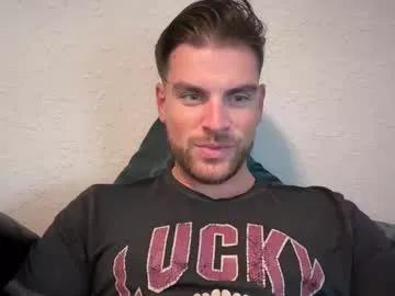 ccmanrivs120 from Chaturbate