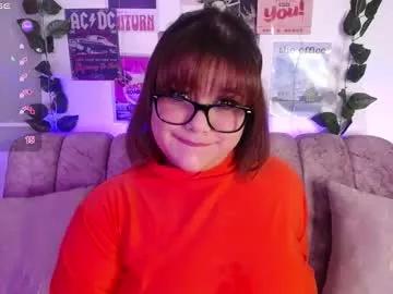 chaarlotte_1 from Chaturbate