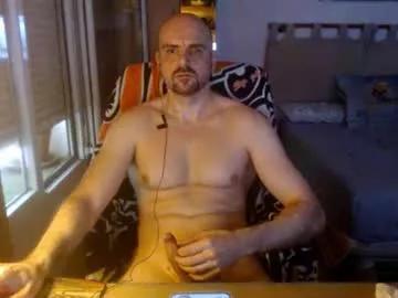 chicocam1983 from Chaturbate