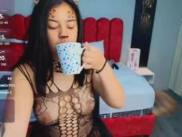 Discover our girls online shows and discover the company of countless livestreamers, with stunning shapes, sex toys and more.