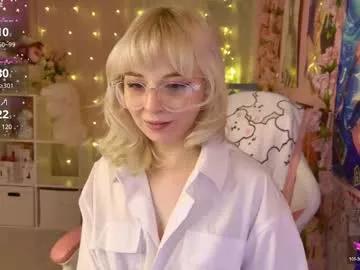 coconut_mia from Chaturbate