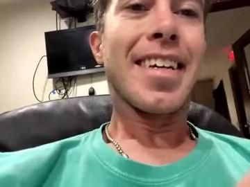 collegedudejames from Chaturbate