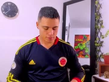 connorsmith_26 from Chaturbate